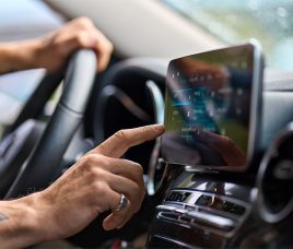 How GPS Trackers for Cars Work: Understanding Vehicle Location Technology